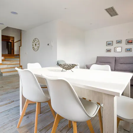Apartamento Amazing In O With Kitchen *
